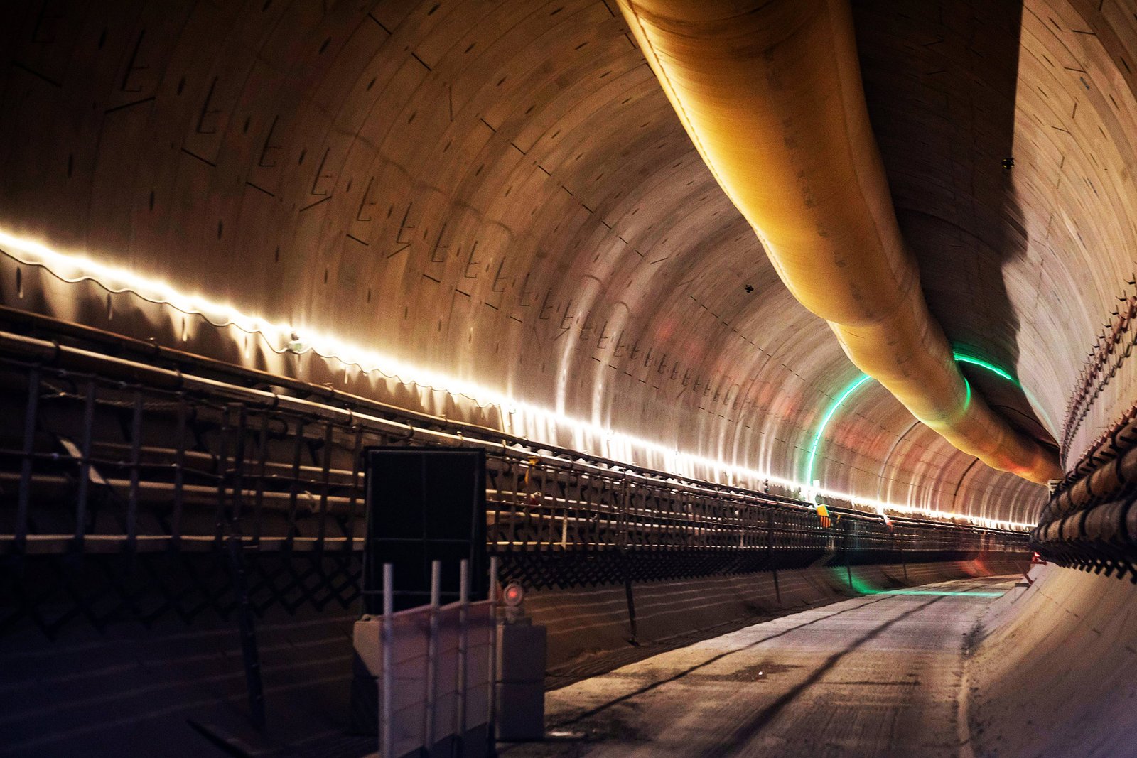 LED tunnel light